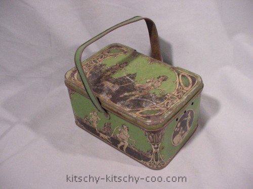 vintage lithographed lunch box noegrets